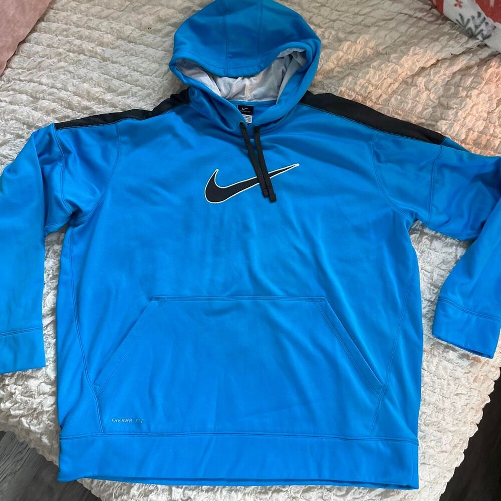 Nike Men's Blue Hoodie